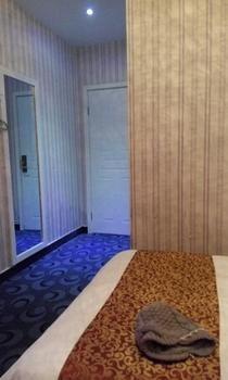 Zhengzhou Love Theme Hotel Jicheng  Esterno foto