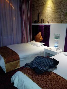 Zhengzhou Love Theme Hotel Jicheng  Esterno foto