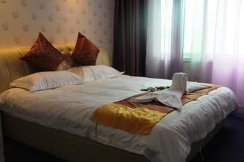 Zhengzhou Love Theme Hotel Jicheng  Esterno foto